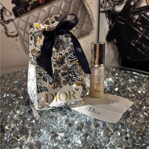 Dior Capture Totale Super Potent Serum and a matching Dior floral gift bag